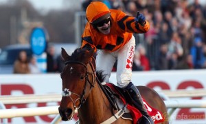 Tom-Scudamore-and-Thistlecrack-Horse-Racing