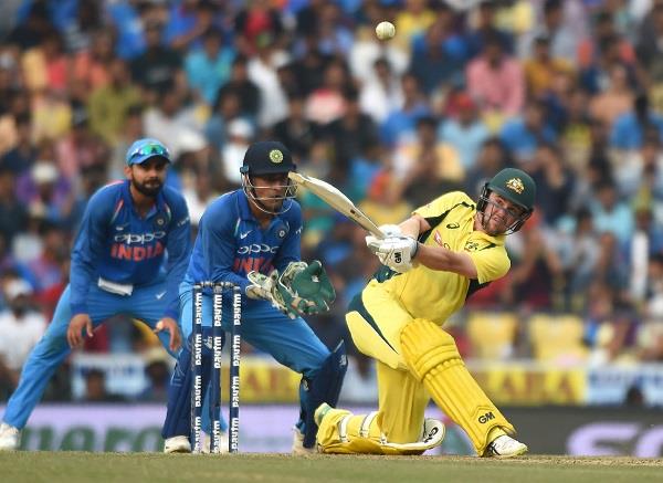 T-20: Australia or India, know whose side is heavy, one eye on old records