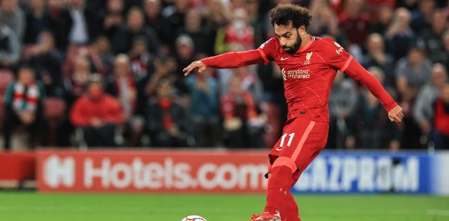 Mohamed Salah surpasses Robbie Fowler to become Liverpool's top scoring  Premier League players with two goals in 7-0 win over Manchester United